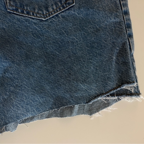 ZARA Mid Rise Straight Oversized Jorts Women’s Size 8 Bermuda Denim - Picture 6 of 11